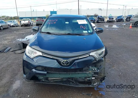 2018 Toyota Rav4 Le из США, поврежденный, VIN JTMBFREV5JJ228300